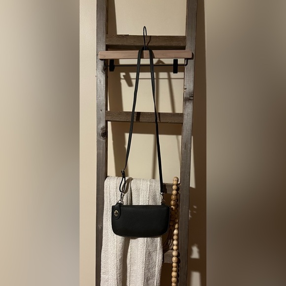 Joy Susan vegan Mini Crossbody Wristlet Clutch in shadow grey - Picture 5 of 11